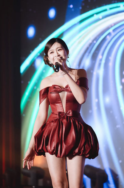 Amanda Mini