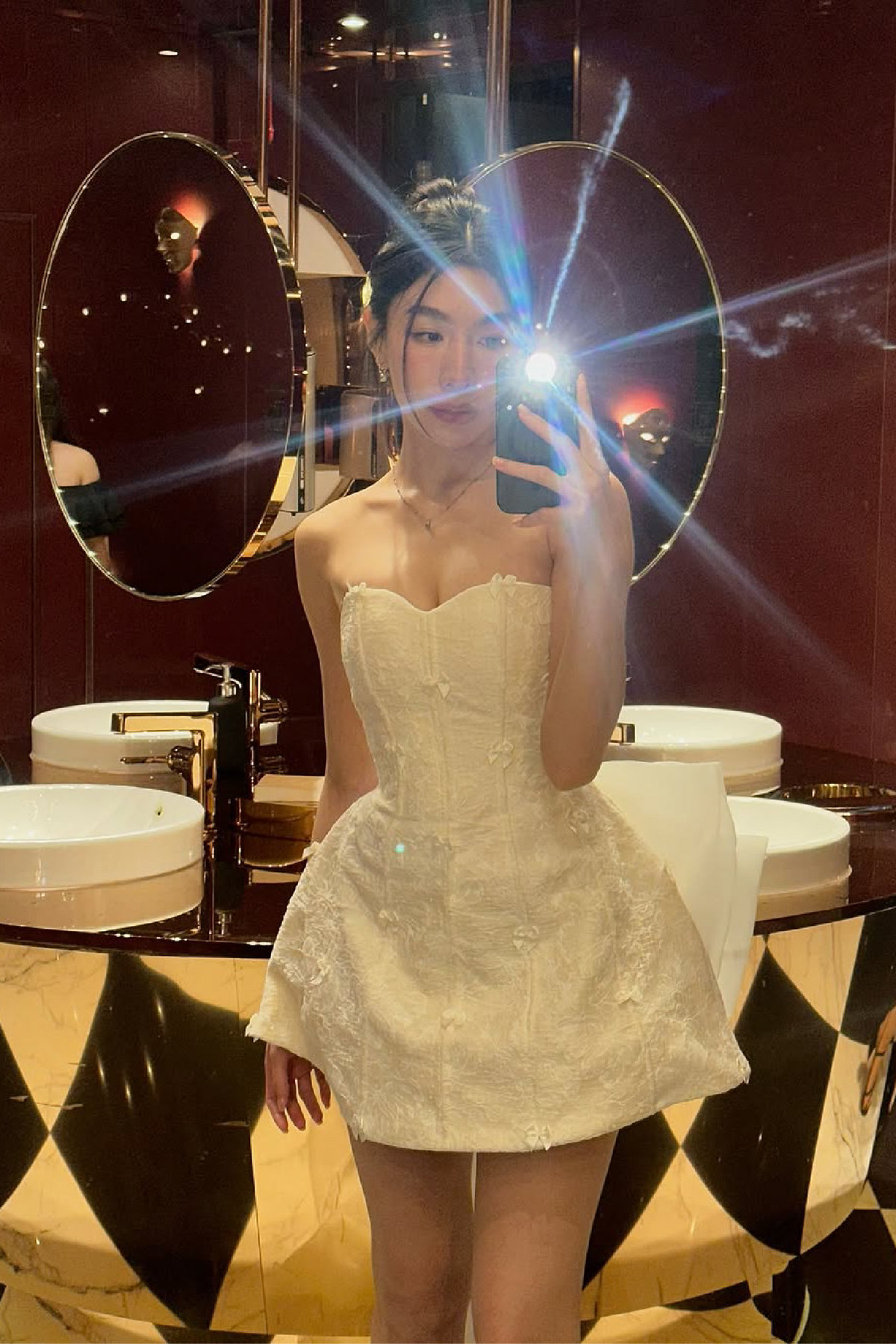 Gabriella Mini