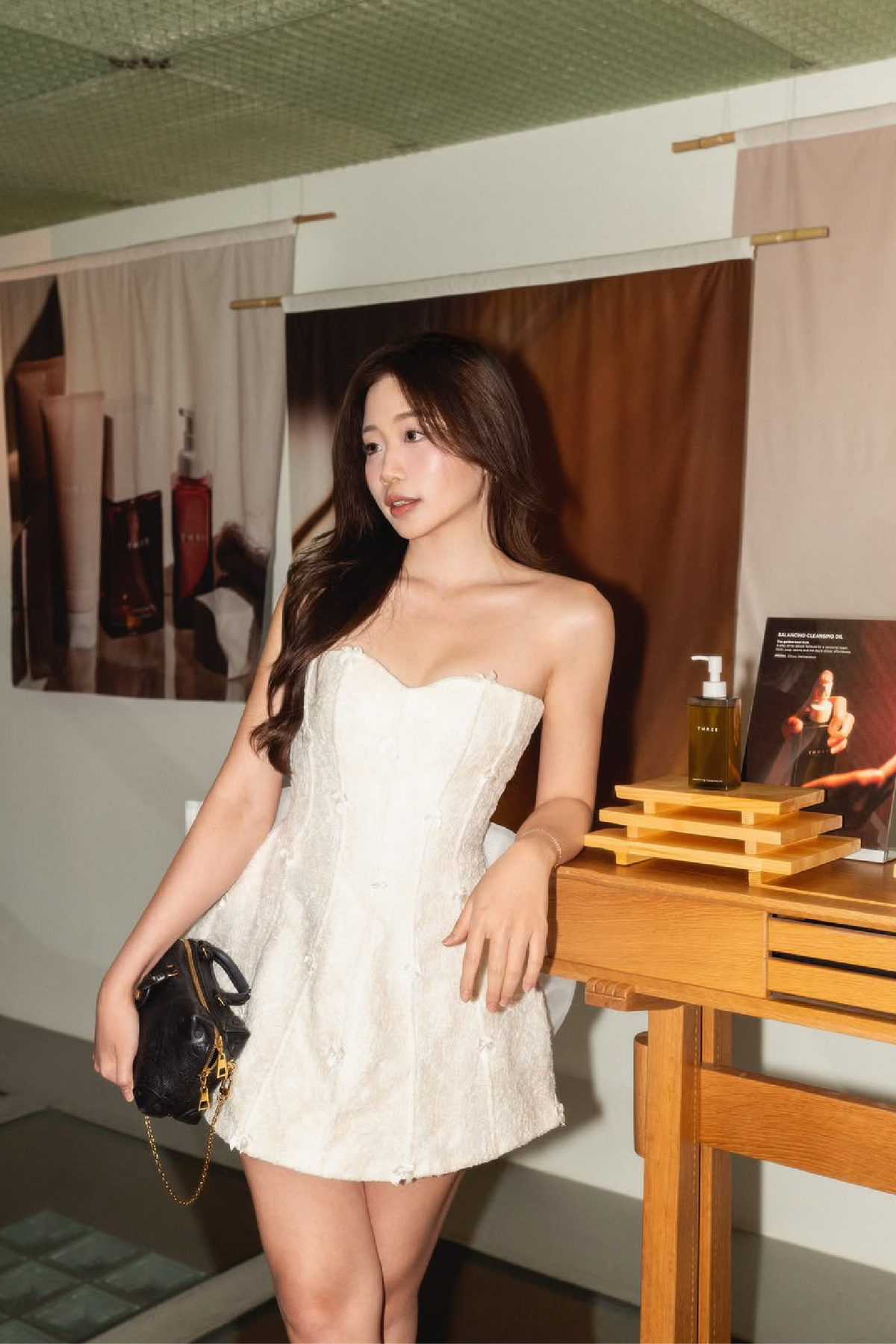 Gabriella Mini