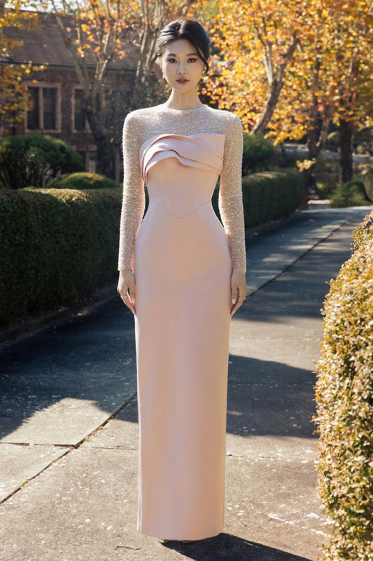 Wintra Gown